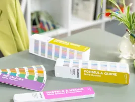 Pantone Solid Guide Set GP1605C